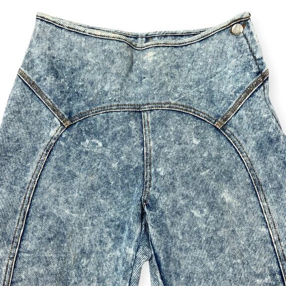 Vintage Alessio Acid Wash High Waisted Mom Jean SIZE 9 / 10 WAIST 26 Blue Ribbed - Picture 7 of 10
